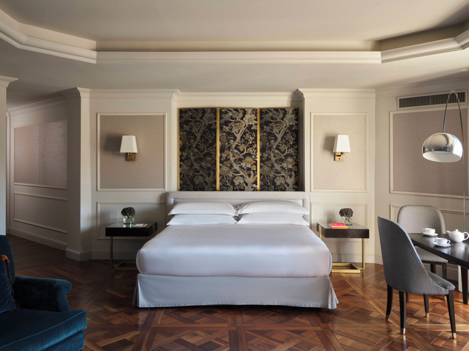 Bedroom 2, Palazzo Venezia, Como
