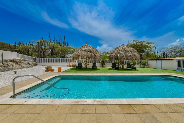 Sport & Beauty 4, Stylish Villa, Private Pool, Bbq, Privacy