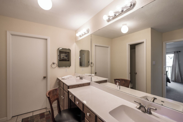 Bathroom 4, Dodson's Double Decker by Ruidoso Vacation Rentals, Lincoln