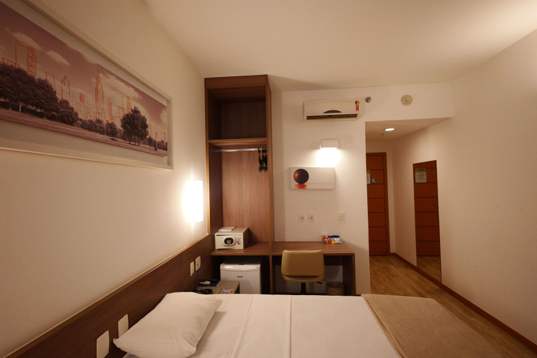 Bedroom 4, Samba Linhares, Linhares