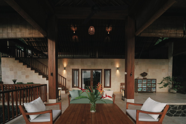 Food & Drinks 5, Sanglung Villas, Buleleng