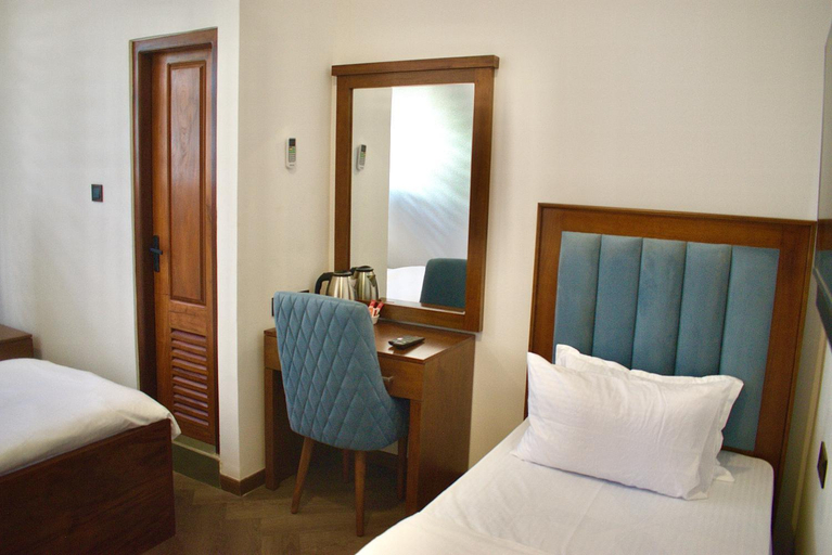 Bedroom 2, Vivid Colombo, Thimbirigasyaya