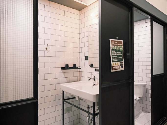 Bathroom 4, Urside Boutique Hotel The Bund Shanghai, Shanghai