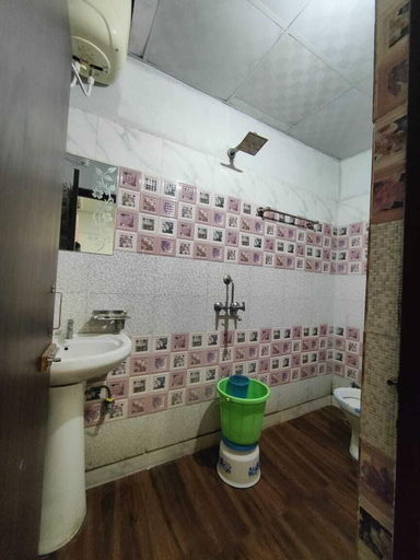 Bathroom 4, The Mountain View Tapovan- By Tree Town Hospitality, Dehradun