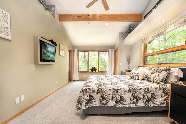 Bedroom 3, Brief Respite by Taylor Made Deep Creek, Garrett