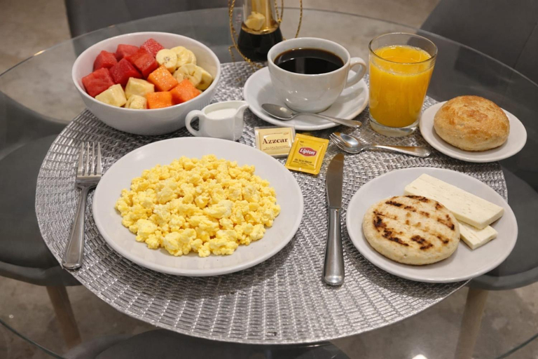 Food & Drinks, Hotel Casa Esmeralda, Santiago de Cali