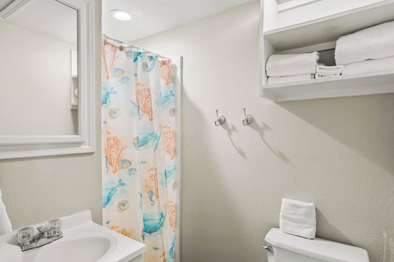 Bathroom 3, Alister Trio by Silver Sands Vacation Rentals, Nueces