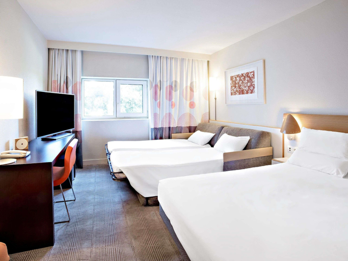 Bedroom 4, Novotel Paris Orly Rungis, Val-de-Marne