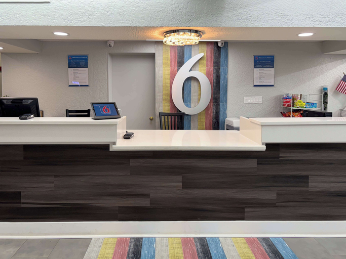 Others 5, Motel 6 Tallahassee, FL – North Monroe, Leon