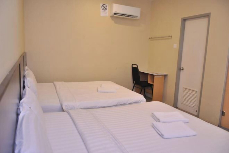 Others 3, Kuching Transit Inn, Kuching