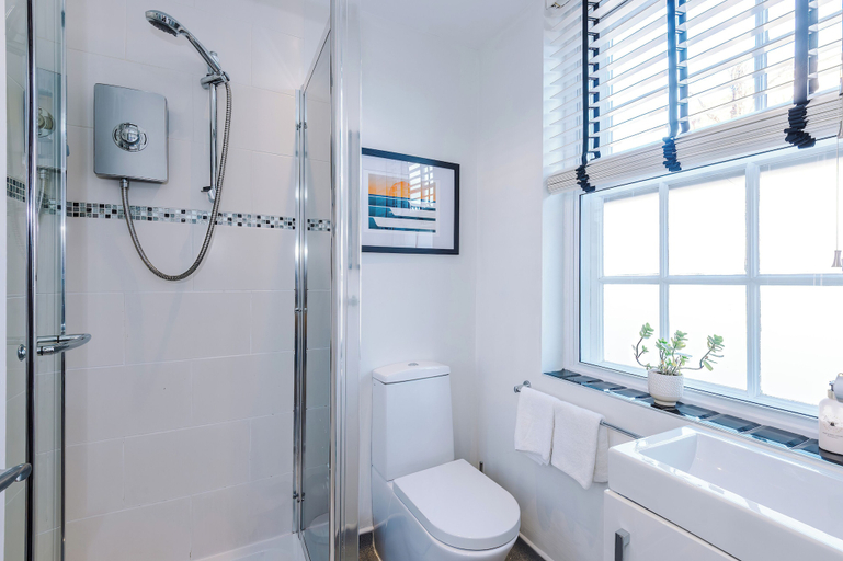 Bathroom 4, Deva Leisure, Cheshire West and Chester