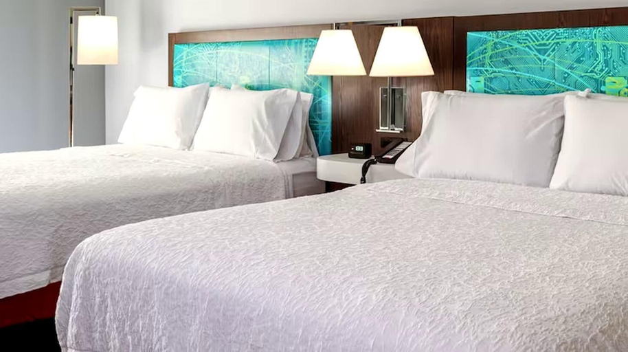 Bedroom 2, Hampton Inn & Suites Rockingham, Richmond