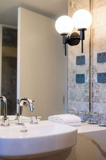 Bathroom 4, Coogee Bay Boutique Hotel, Sydney
