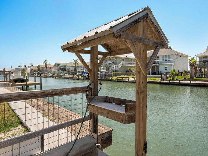 Others 4, Port Royal Dream by Miss Kitty’s, Aransas