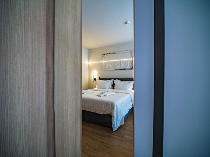 Bedroom 5, Local Urban Living, Thessaly