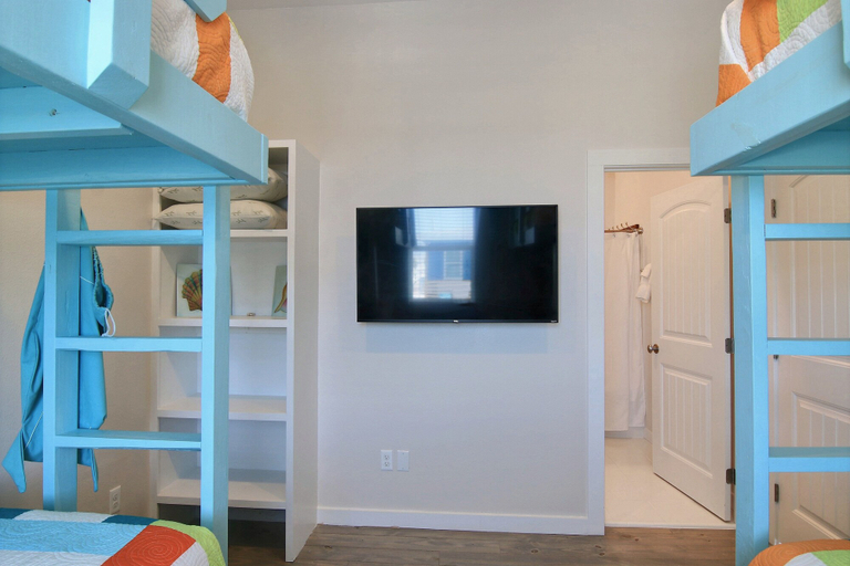 Bedroom 3, The Beach Buoy by Silver Sands Vacation Rentals, Nueces