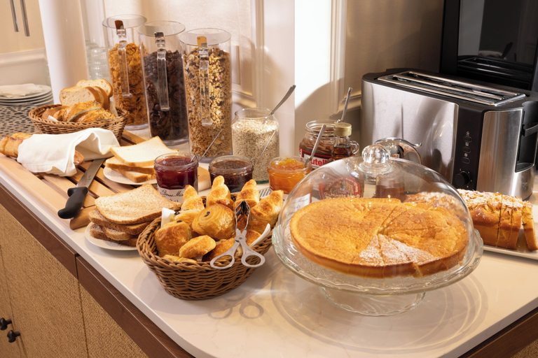 Food & Drinks 5, Almarine Eiffel Hotel & Spa, Paris