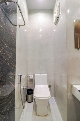 Bathroom 4, Shriji Hotel, Dehradun