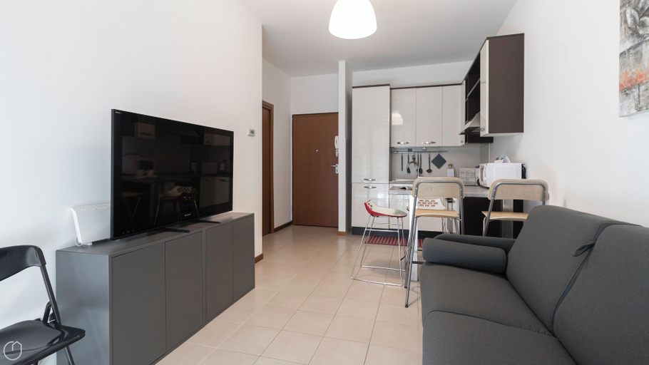 Others 4, Italianway Easy - Zuretti 32, Milano