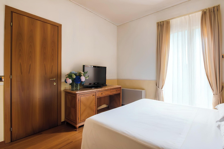 Bedroom 5, AHG Golf Hotel Porta Del Sole, Brescia