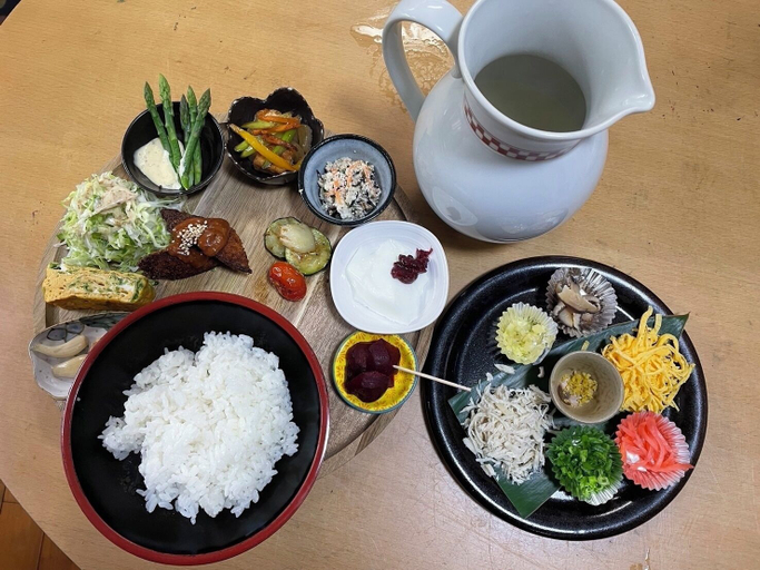 Food & Drinks 4, Kami House, Amami