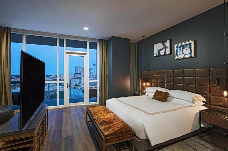 Bedroom 4, Thompson San Antonio - Riverwalk, by Hyatt, Bexar