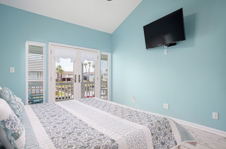 Bedroom, Coastal Bliss by Miss Kitty’s, Aransas