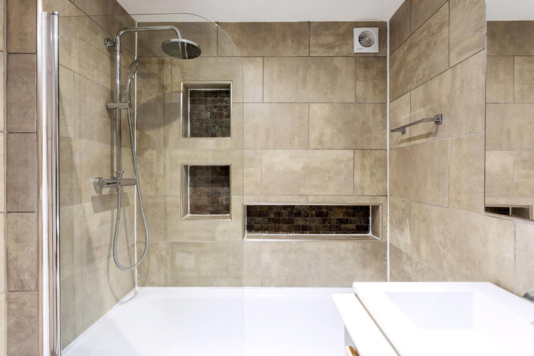 Bathroom 3, Chiswick Gem: Stylish 1-bed Flat for Modern Living, London