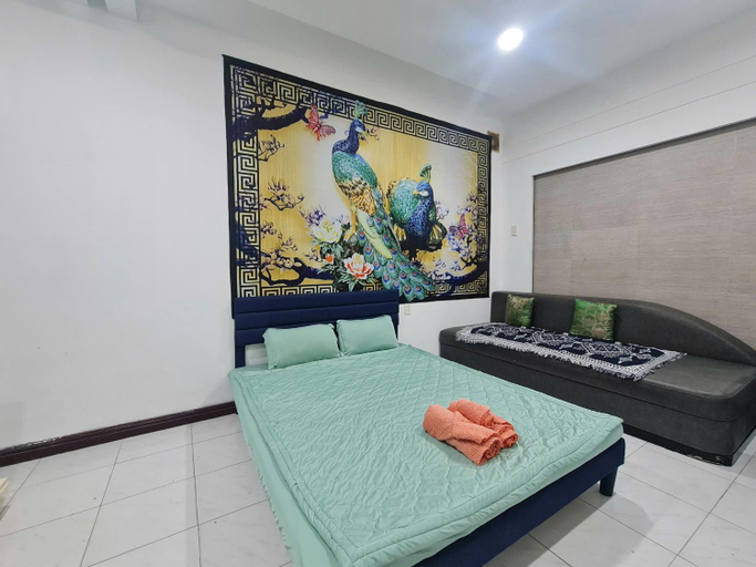 Bedroom 2, Myths Saigon, District 10