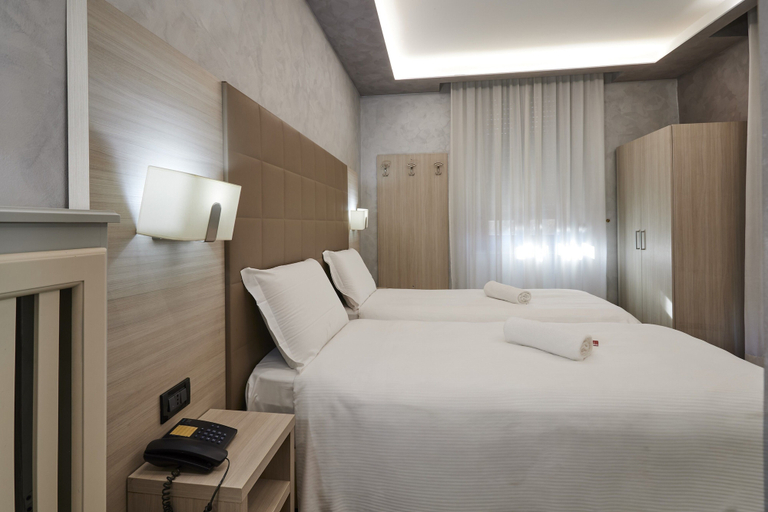 Bedroom 3, Hotel Galimberti, Torino