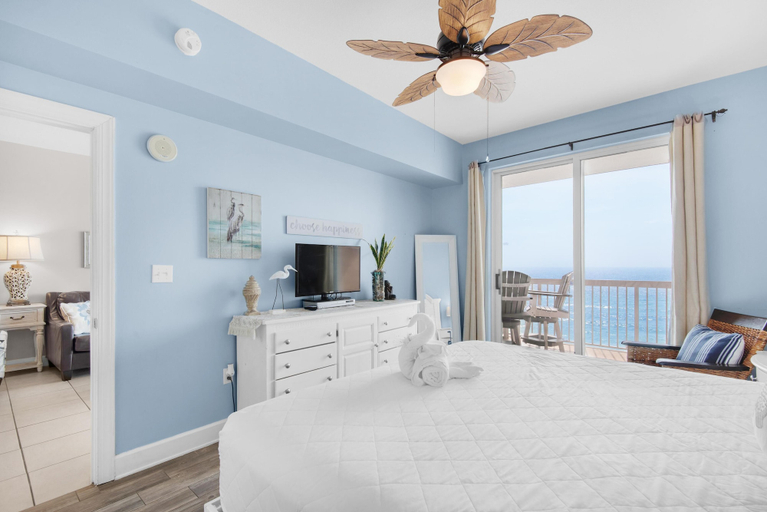 Bedroom 3, Sunrise Beach 910, Bay