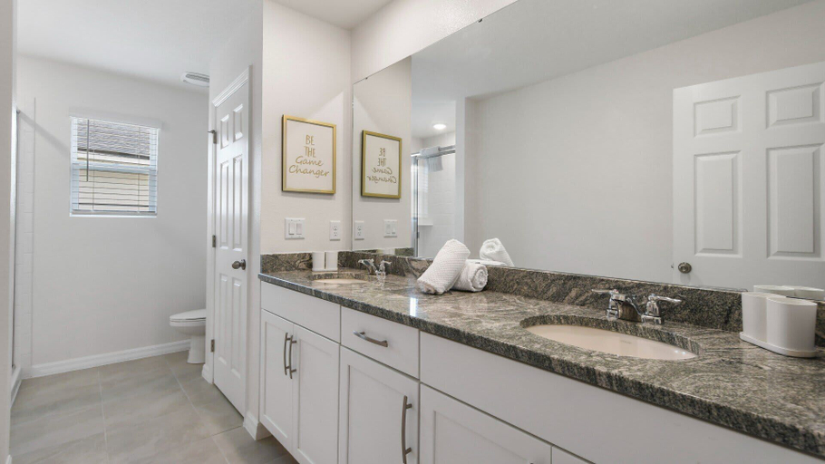Bathroom 4, Family-friendly Luxury Home With Private Pool, Osceola