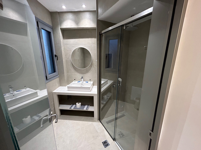 Bathroom 3, Amalia Sea Hotel, South Aegean