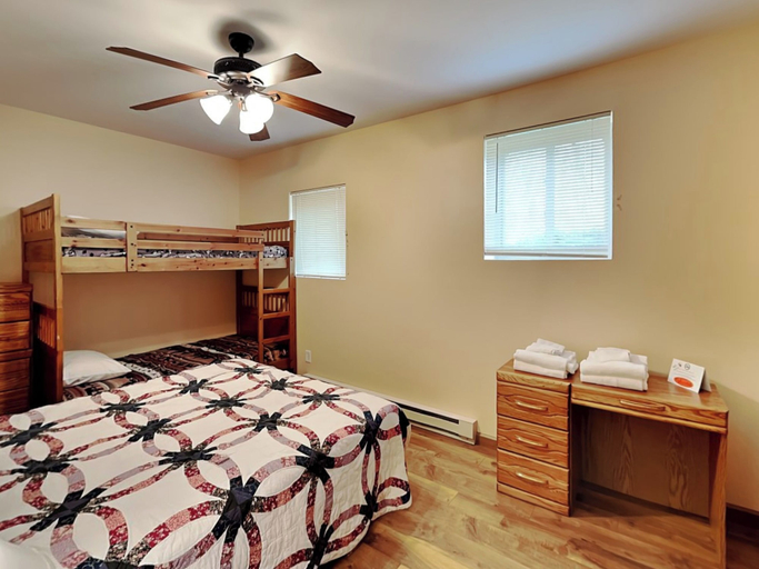 Bedroom 3, Wake at the Lake by Taylor Made Deep Creek, Garrett