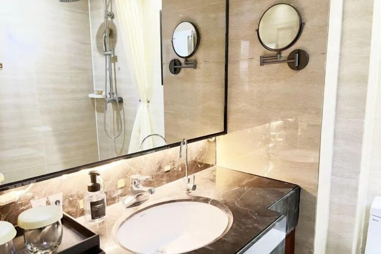 Bathroom 4, Xikelai Hotel, Qingdao