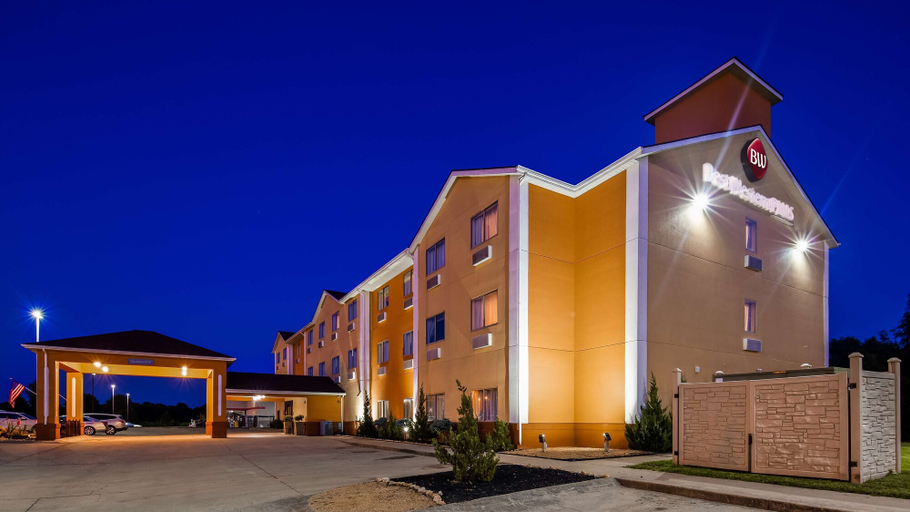 Exterior & Views 2, Best Western Plus Whitewater Inn, Hamilton