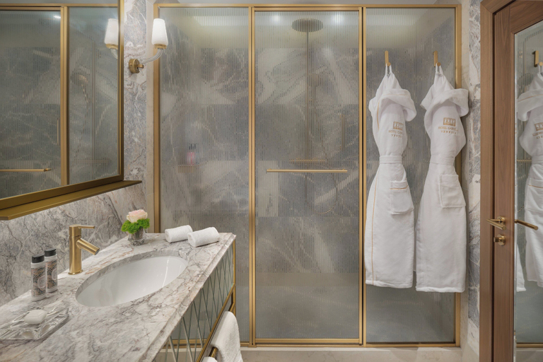 Bathroom 5, Hotel Gabrielli - Starhotels Collezione, Venezia