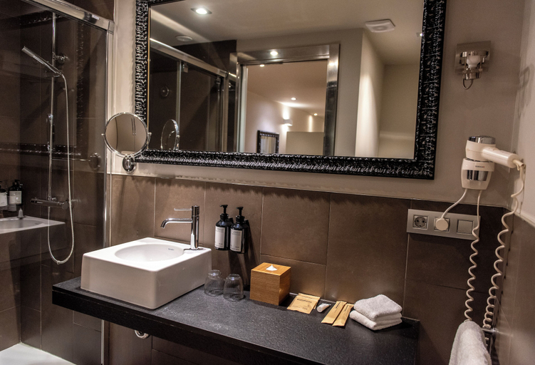 Bathroom 5, Vasanta Hotel, Barcelona
