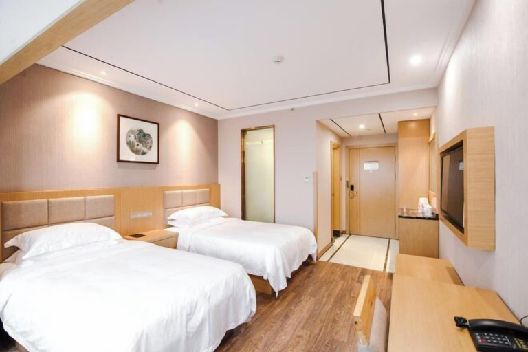 Bedroom, Jia Yue Hotel, Jiaxing