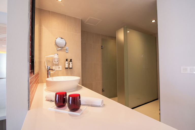 Bathroom 4, Aequora Lanzarote Suites, Las Palmas