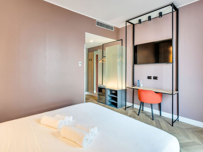 Bedroom 3, B&B Hotel Milano Aosta, Milano