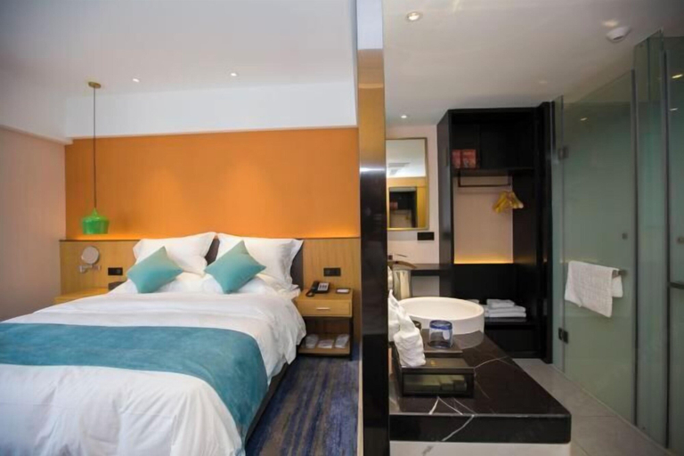 Bedroom 2, Yunman Life Hotel, Luzhou