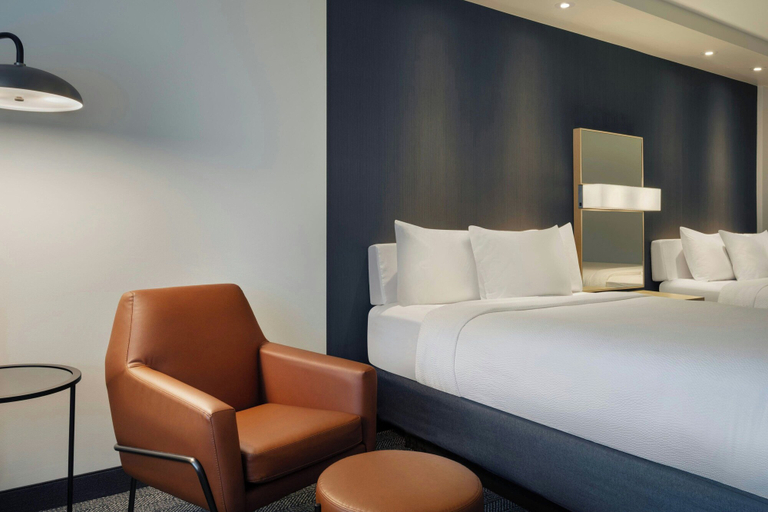 Bedroom 3, Courtyard by Marriott Redwood City, San Mateo