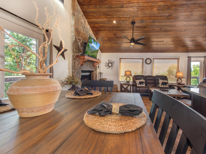 Others 5, On Eagle's Wings by Jackson Mountain Rentals, Sevier
