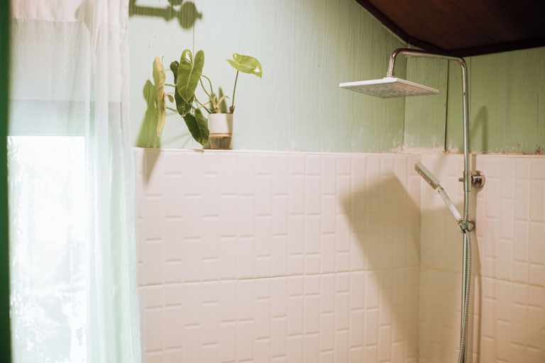 Bathroom 5, The Antique Riverside Resort, Ratchaburi, Ban Pong