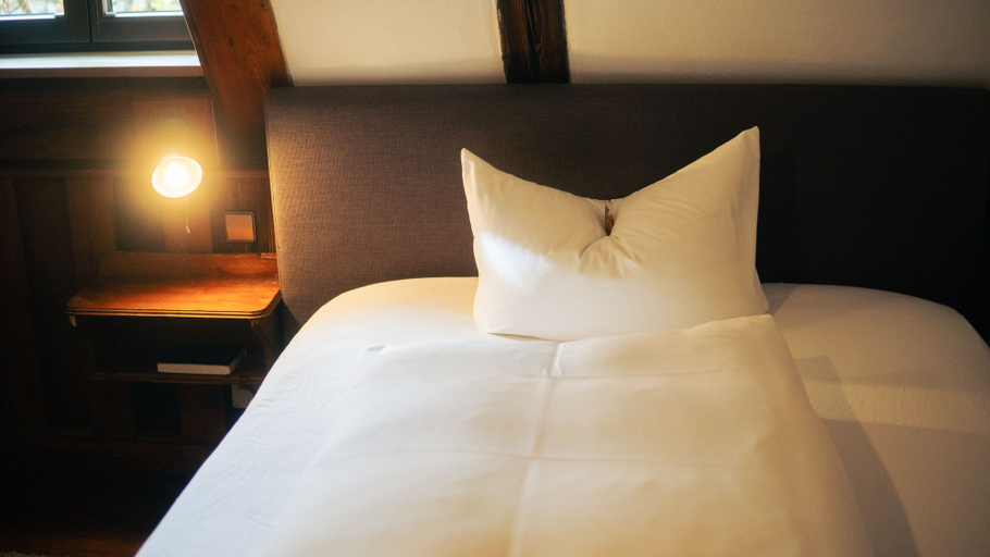 Bedroom 2, Hotel Restaurant Zum Nachtwächter, Enzkreis