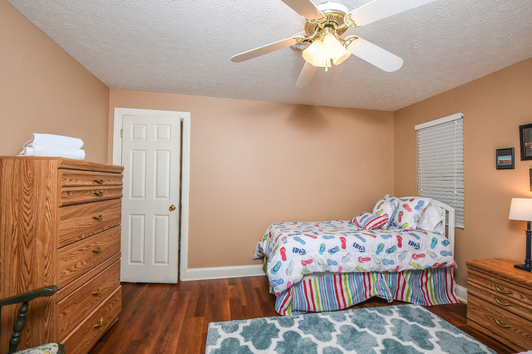 Bedroom 2, Golden Pond by Taylor Made Deep Creek, Garrett