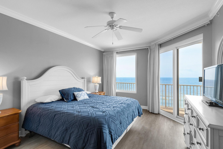 Bedroom 2, Grandview East 502, Bay