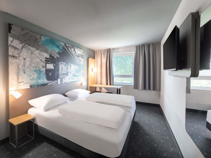 Bedroom 3, B&B HOTEL Wuppertal-City, Wuppertal