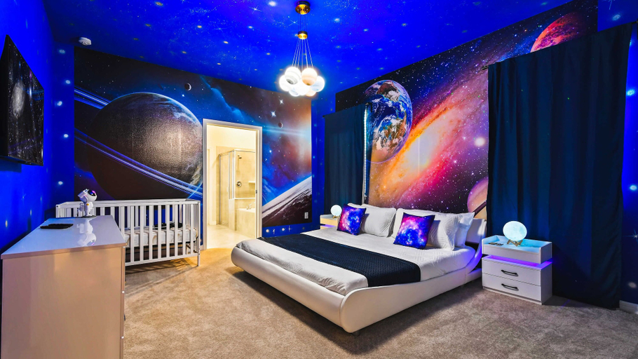 Bedroom 3, Mario Game Room Theater Loft w/ Pool Spa Disney, Polk
